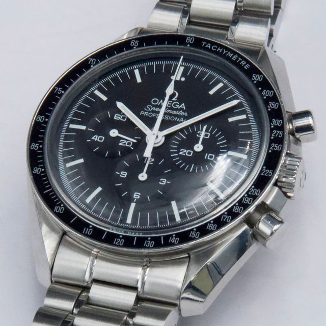 Omega Speedmaster Moonwatch 311.33.42.30.01.001 Image 3